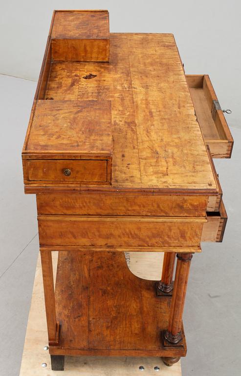 KONSOLLBORD, empire, 1800-talets första hälft.