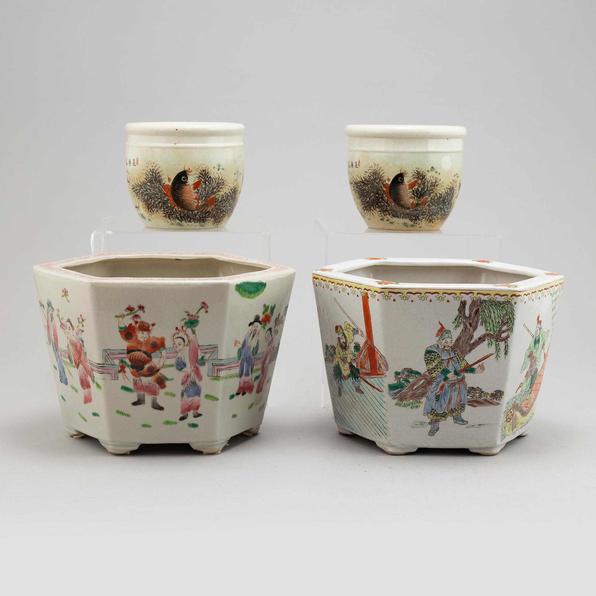A group of four Chinese and Japanese porcelain flower pots, 20th century.