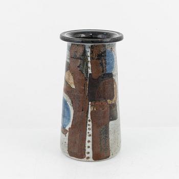 Carl-Harry Stålhane, a stoneware vase, Rörstrand Drejargruppen, 1976.