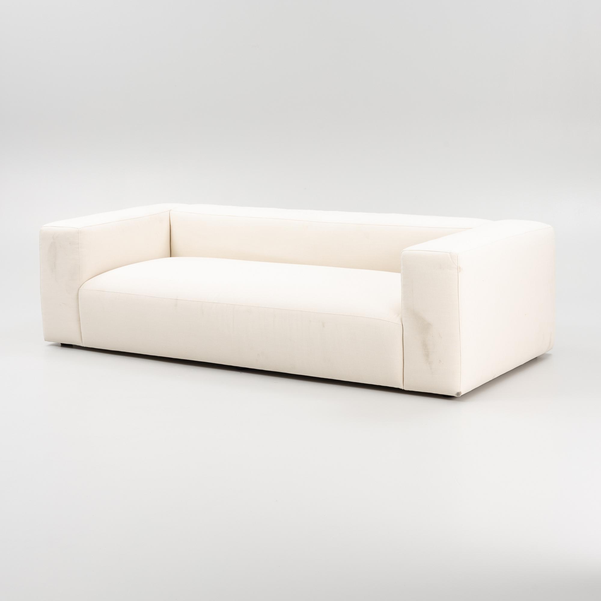 Soffa, "Bulky", Layered.