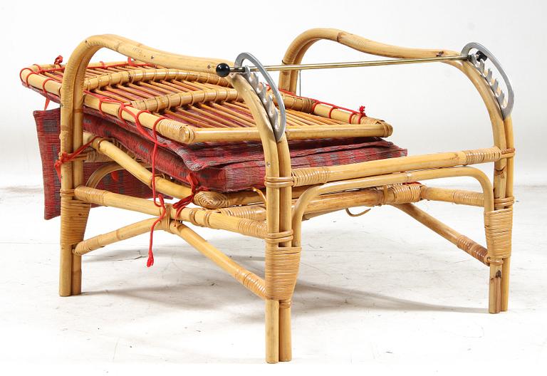 KORGMÖBEL, 3 delar, 1900-tal.