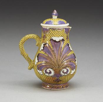 A cream jug and cover, Qing dynasty, Qianlong (1736-95).