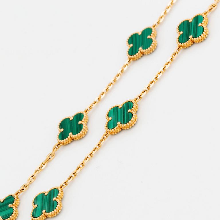 A Van Cleef & Arpels Alhambra malachite necklace in 18K gold.