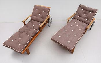 DÄCKSTOLAR, 2 st, Elsa Stackelberg, Fri Form, 1900-talets andra hälft.