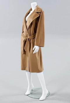 KAPPA, MaxMara.