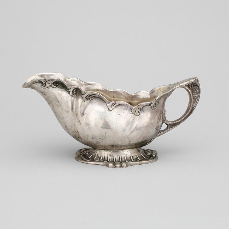 SÅSSNIPA. Silver, rokokostil, Stiltenn Sven Carlsson, Stockholm 966. Vikt ca gram.