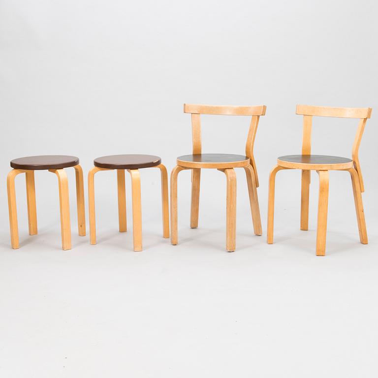 ALVAR AALTO, tuoleja, 2 kpl, "68" ja jakkaroita, 2 kpl, "E60", Artek 1900-luvun loppupuoli.