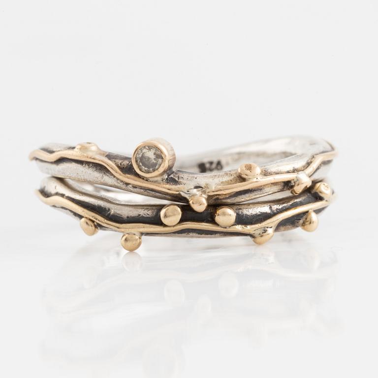 Ringar, By Birdie, två stycken, silver, en med briljantslipad diamant.