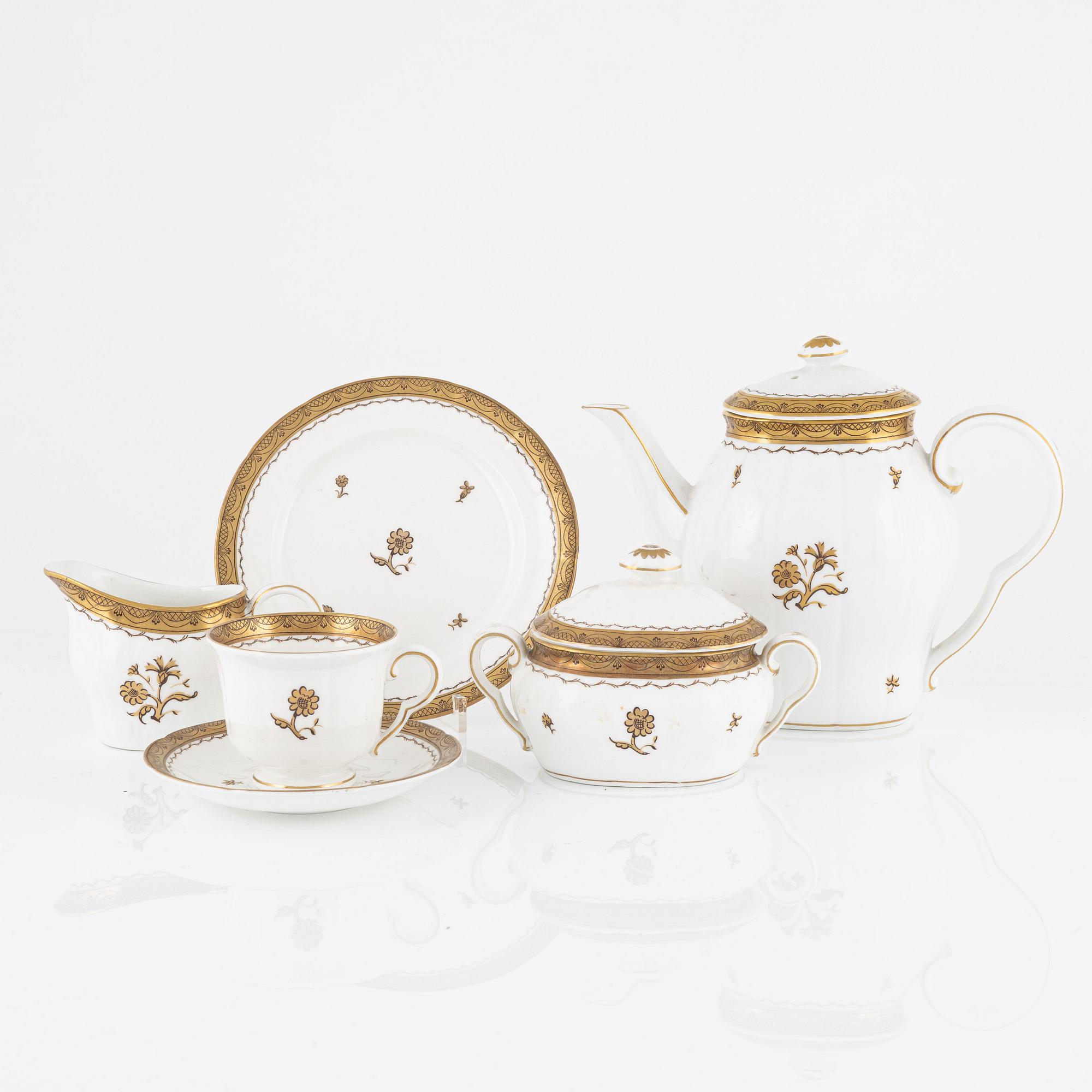 Wilhelm Kåge, a 37-piece 'Ambassadör' porcelain coffee service, Gustavsberg.