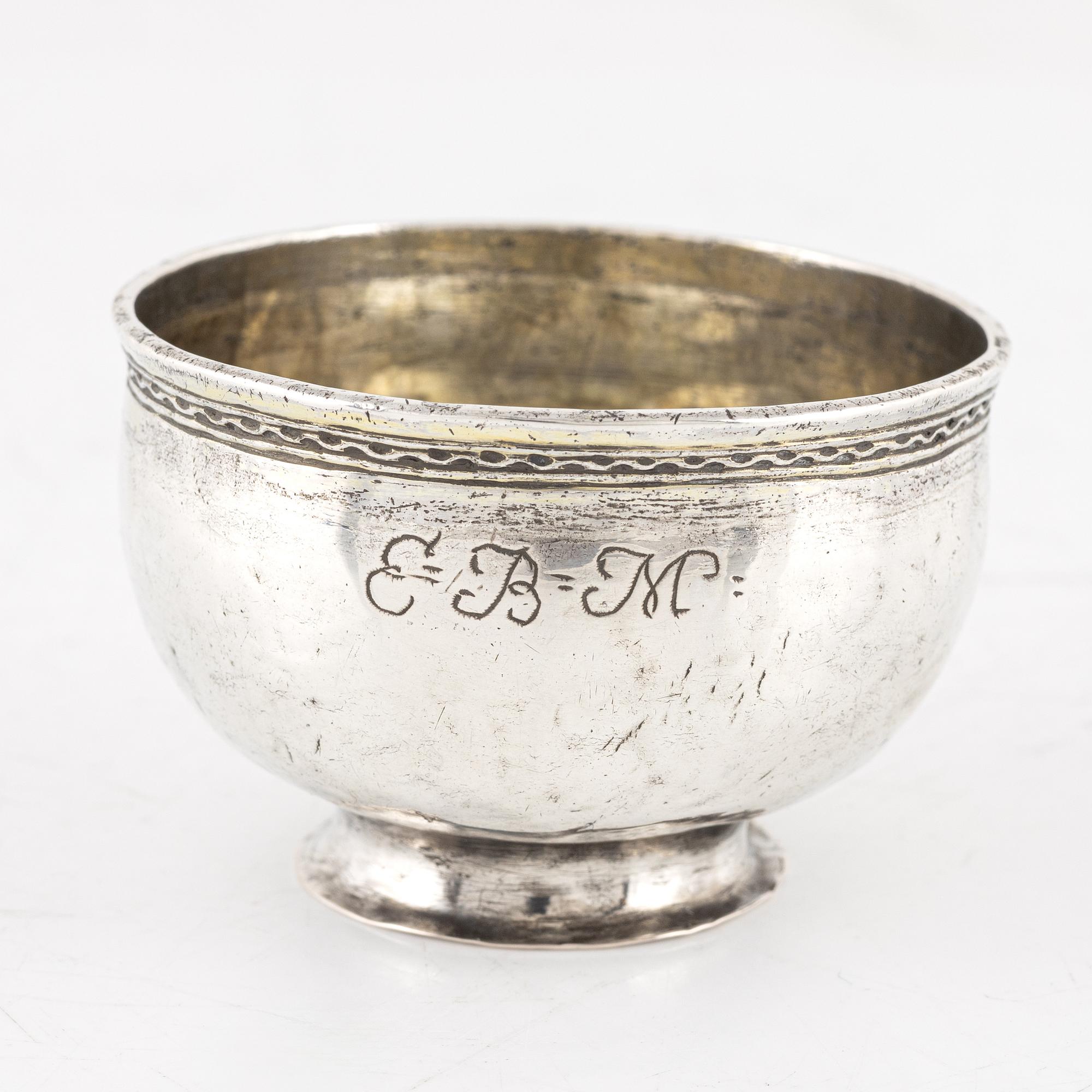 Jeremias Wallbom, tumlare på fot, silver, Uddevalla 1786.