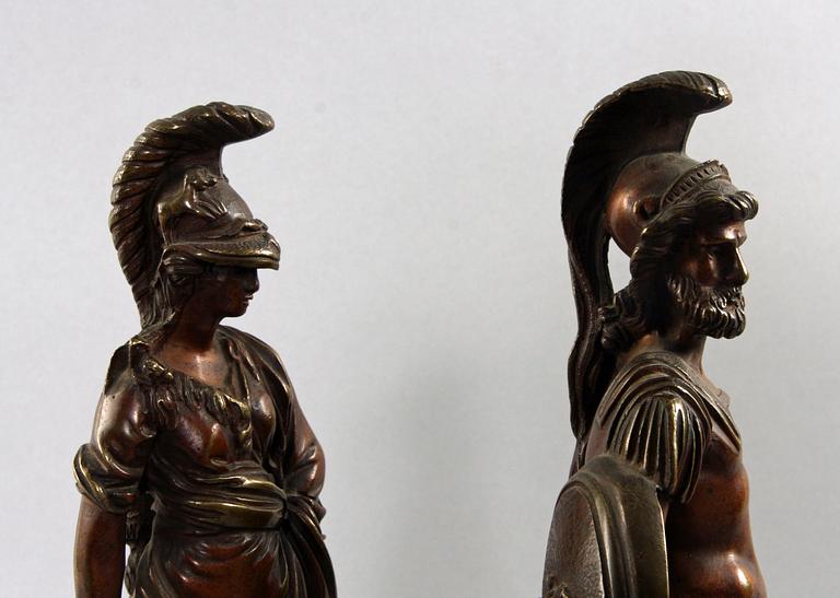 SKULPTURER, ett par. Antikiserande, 1900-tal.