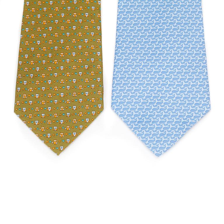 SALVATORE FERRAGAMO, två stycken slipsar.