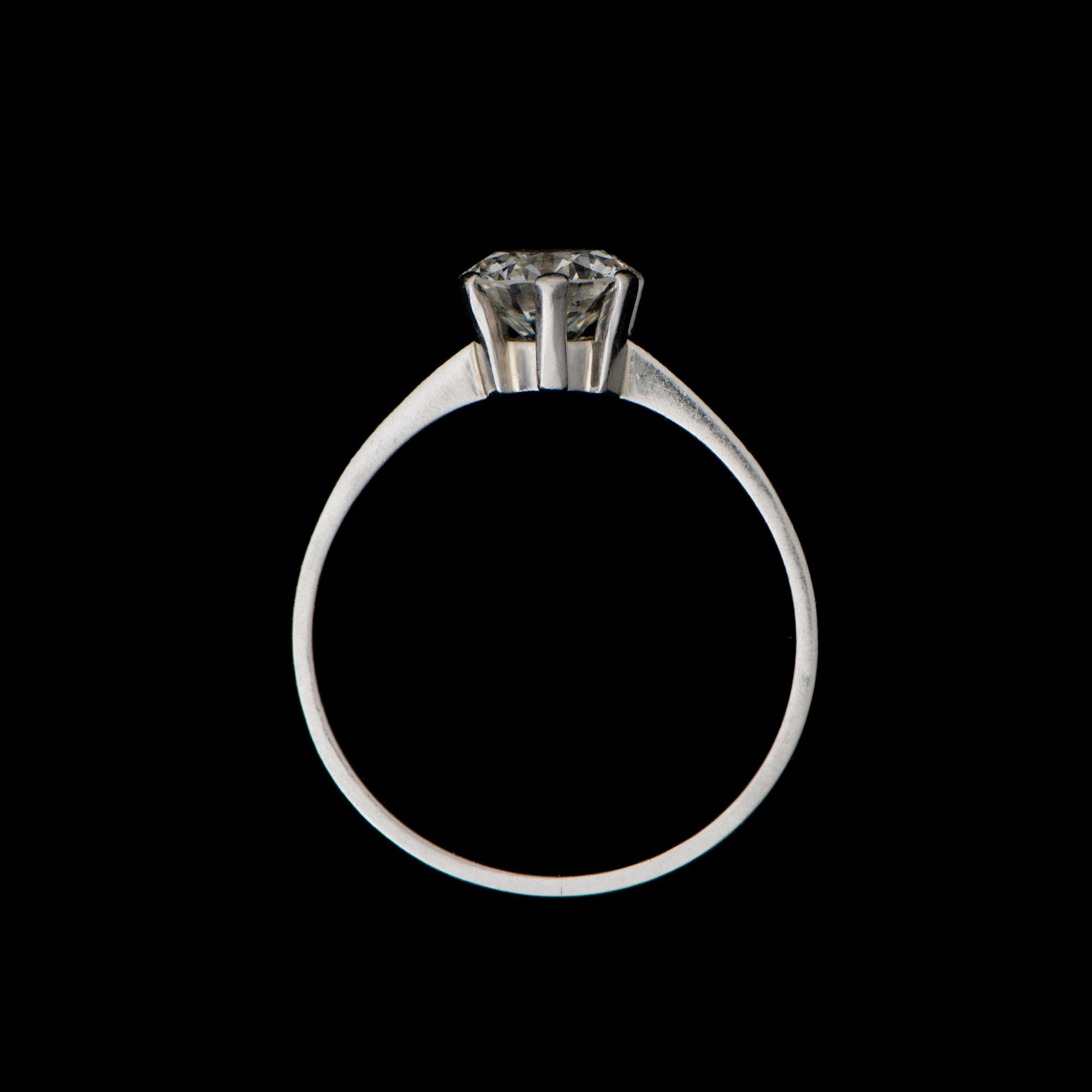 SORMUS, briljanttihiottu timantti, platinaa. A. Tillander.