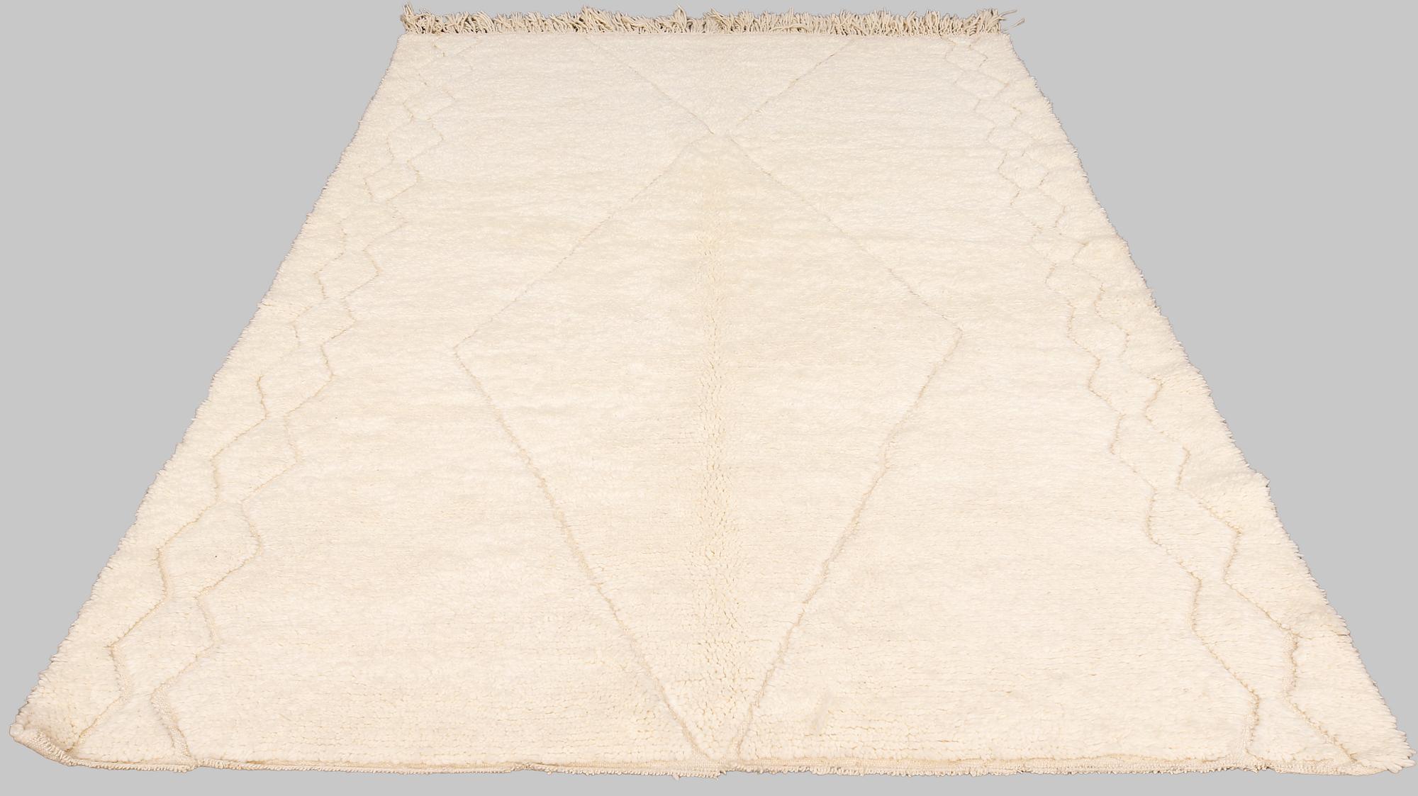 A moroccan carpet, ca 250 x 168 cm.