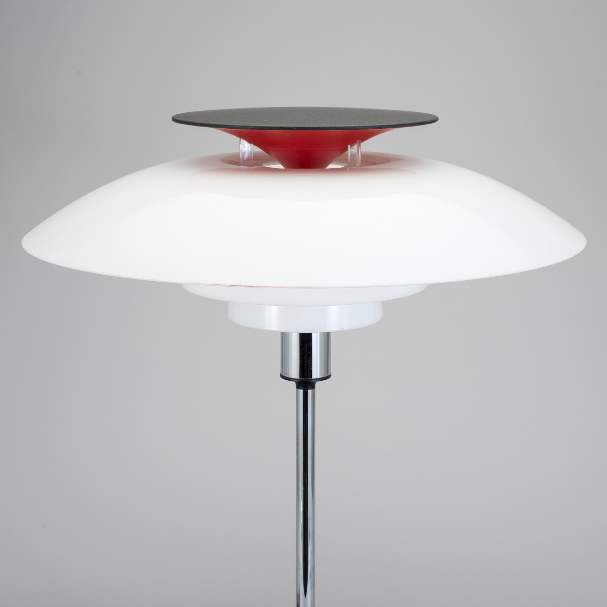 BORDSLAMPA, "PH 80", Poul Henningsen för Louis Poulsen, sent 1900-tal.