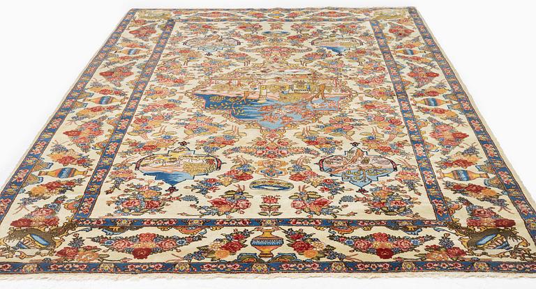 A semi-antique Tabriz carpet, Northwestern Persia (Iran), c. 280 x 170 cm.