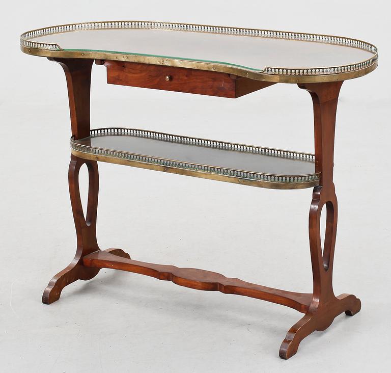 BORD, Louis XVI-stil, 1900-tal.