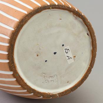 INGRID ATTERBERG, golvvas, "Inca", lergods, Uppsala-Ekeby. 1947-1953.