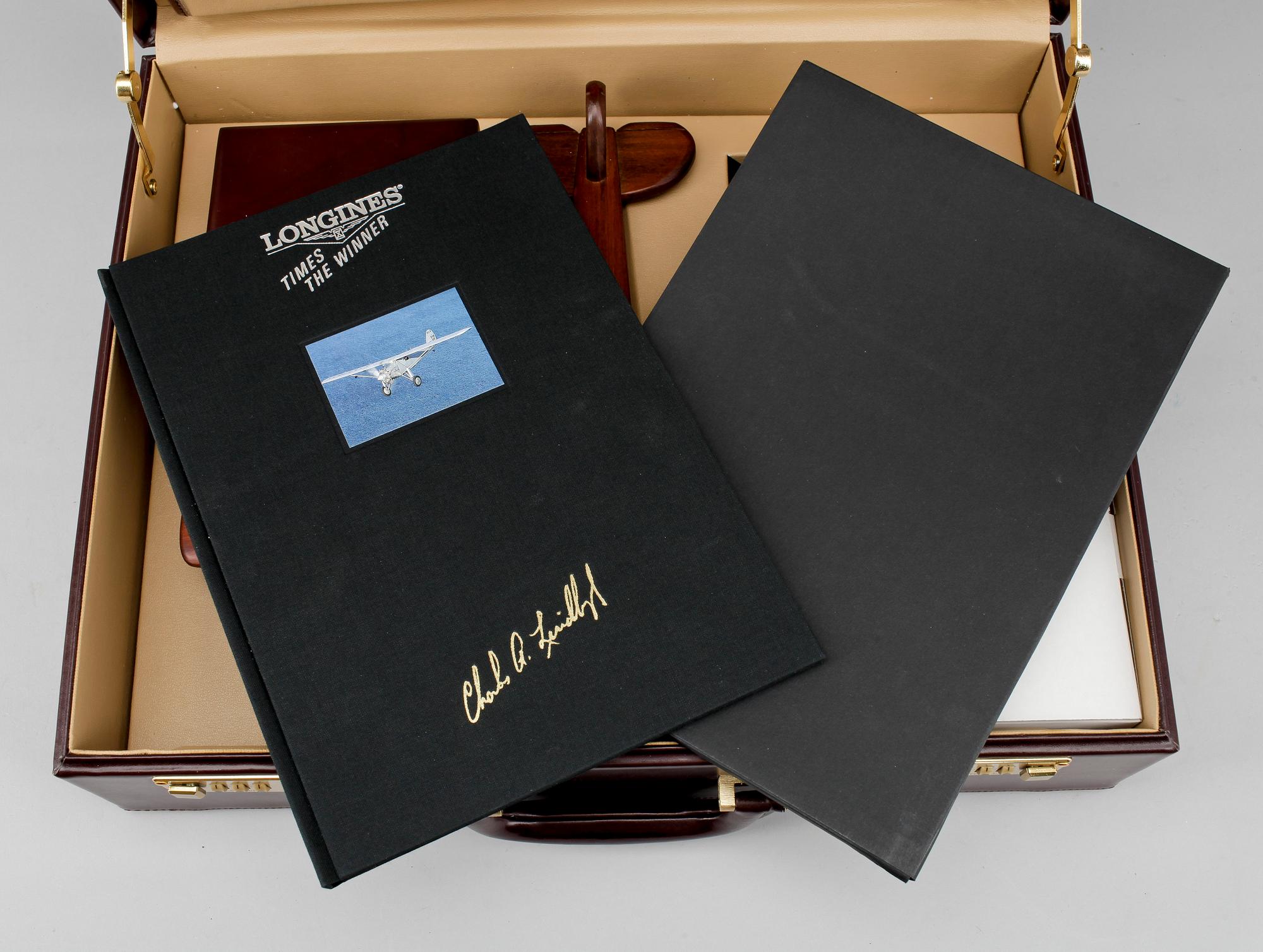 LONGINES, jubileumsutgåva, "The Longines-Lindbergh hour angle watch 1927-1987", stål, numrerad 526/1000.