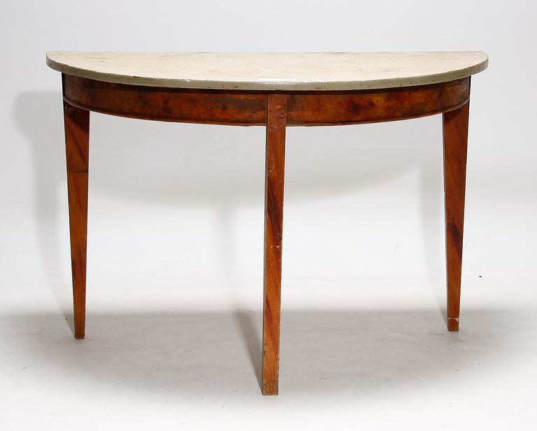 HALVMÅNEBORD, allmoge, 1800-talets slut.