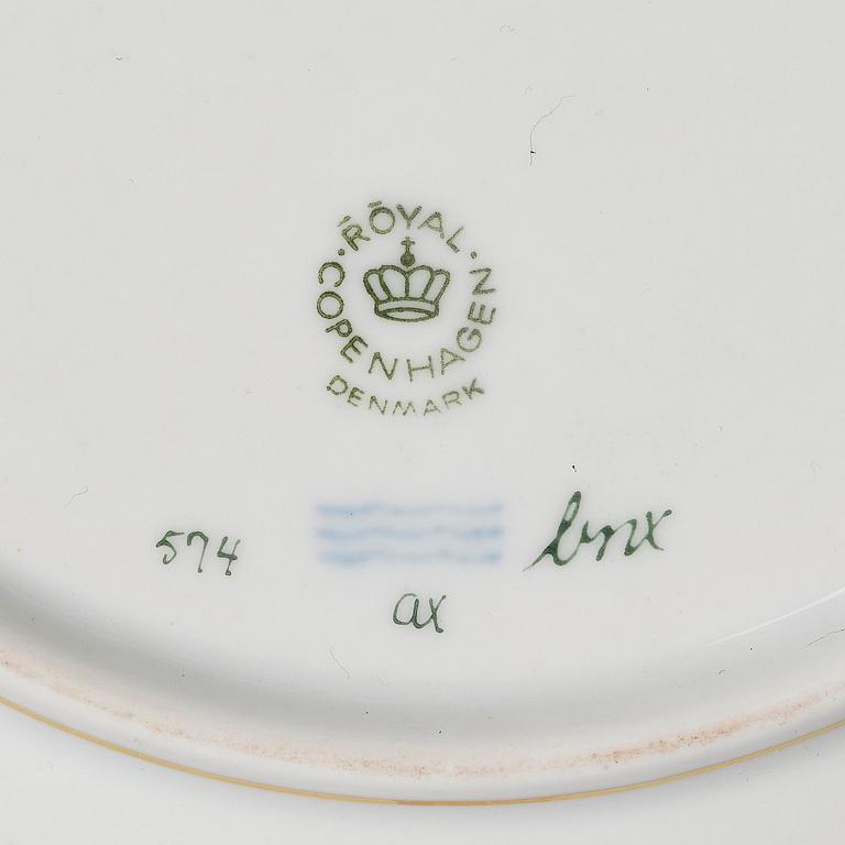 Two round Royal Copenhagen 'Flora Danica' serving dishes, Denmark, 20th century.