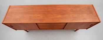 SIDEBOARD, "Trio", Nils Jonsson, Troeds, 1900-talets andra hälft.