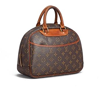 582. A monogram canvas handbag by Louis Vuitton, "Deauville", 1990's.