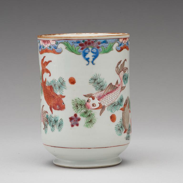 A famille rose jug, Qing dynasty, Qianlong (1736-95).