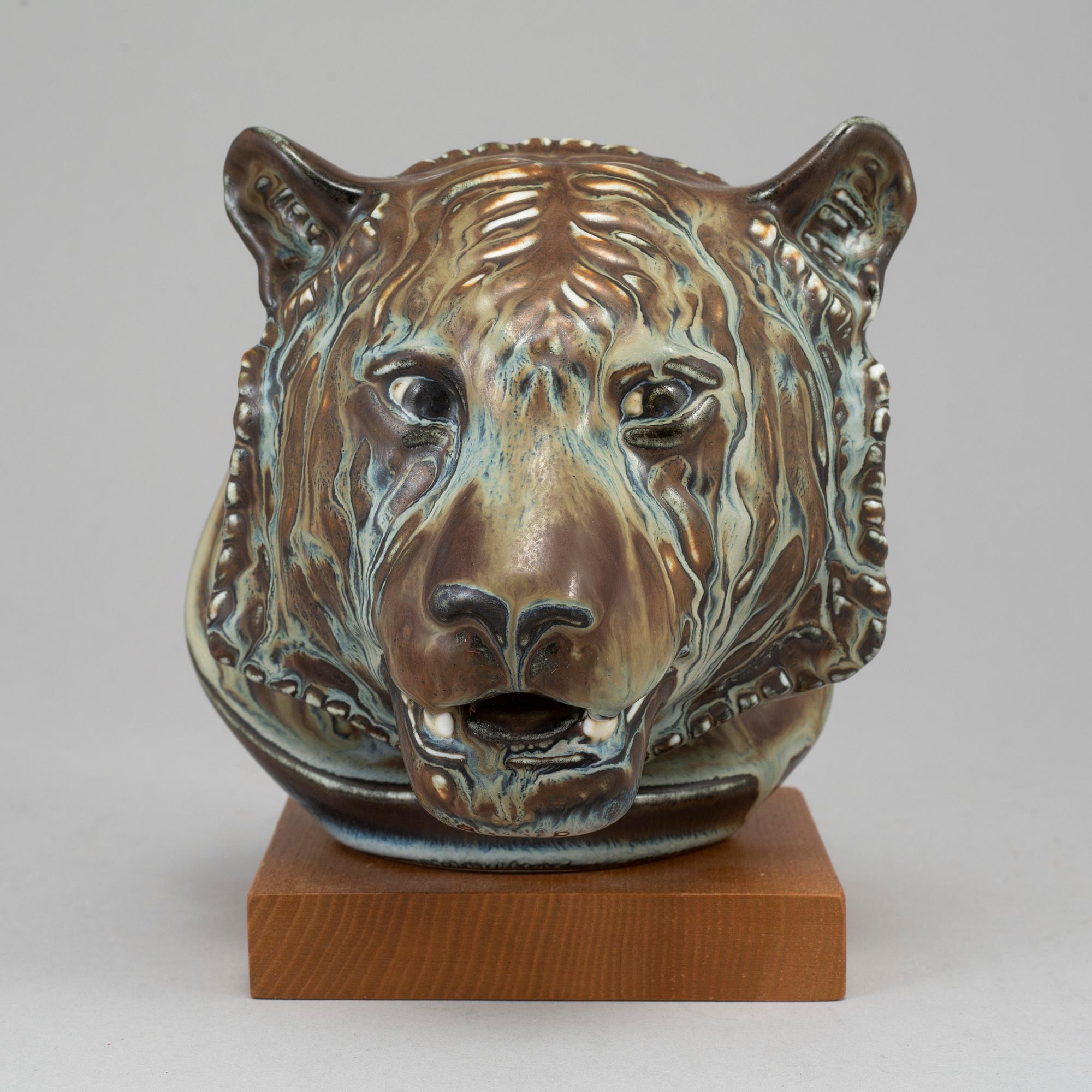 GUNNAR NYLUND, tigerhuvud, Rörstrand 1900-talets mitt.