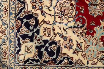 Carpet, Nain, approx. 383 x 294 cm.