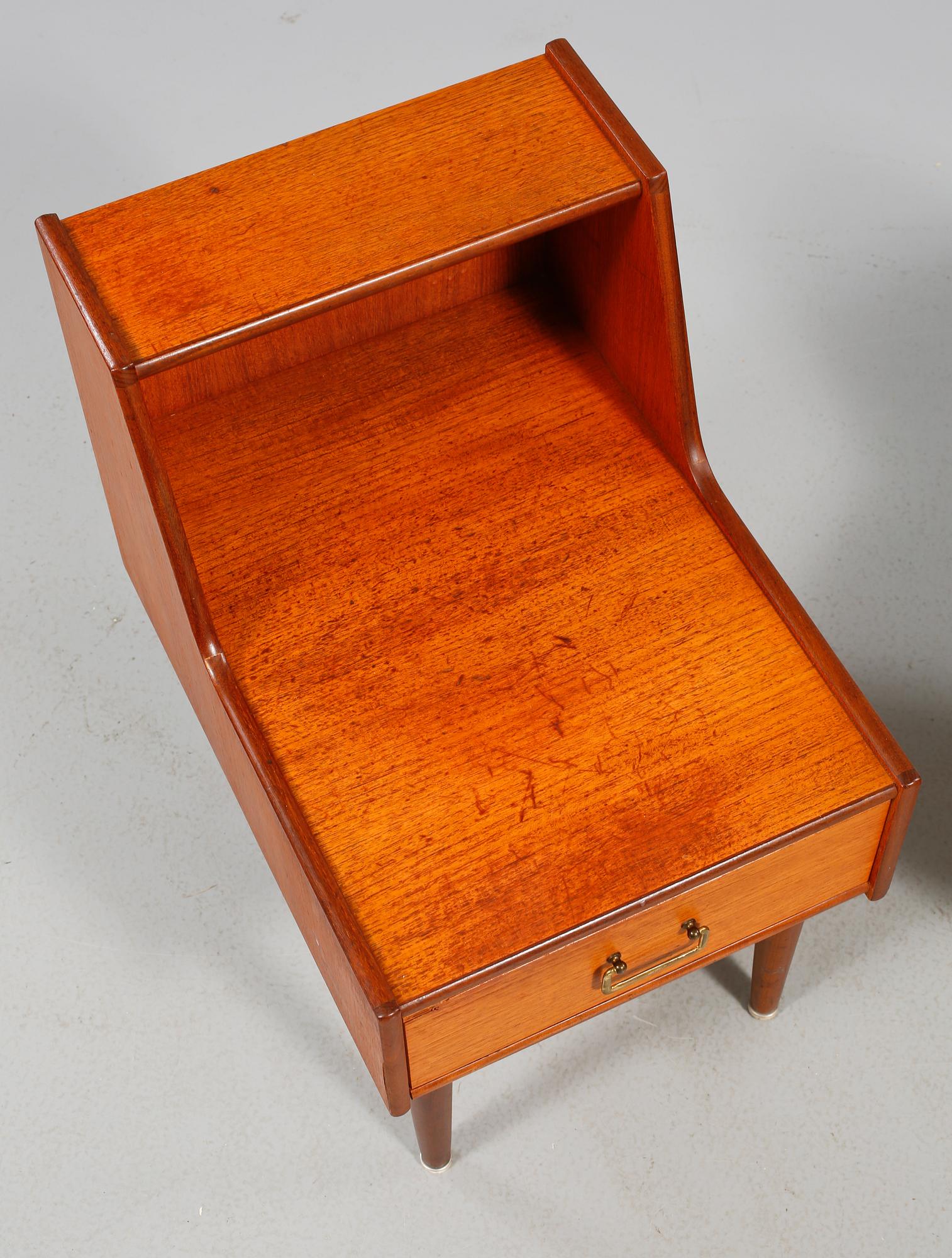 SÄNGBORD, ett par, 1950-tal.
