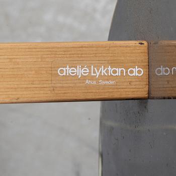 GOLVLAMPOR, 2 st snarlika. "Hockey" Ateljé Lyktan.