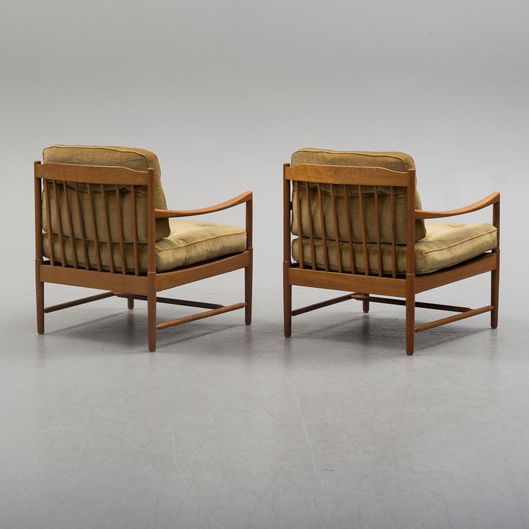 FÅTÖLJER, ett par, 1960-tal.