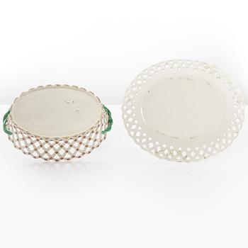 An earthenware openwork bowl and platter, presumably early 20th century.