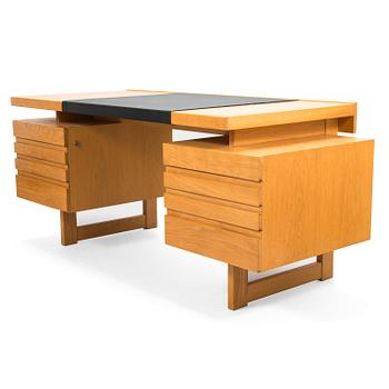 OLAVI HÄNNINEN, A 1960s 'Paletti' writing desk for HMN Huonekalu Mikko Nupponen, Lahti, Finland.