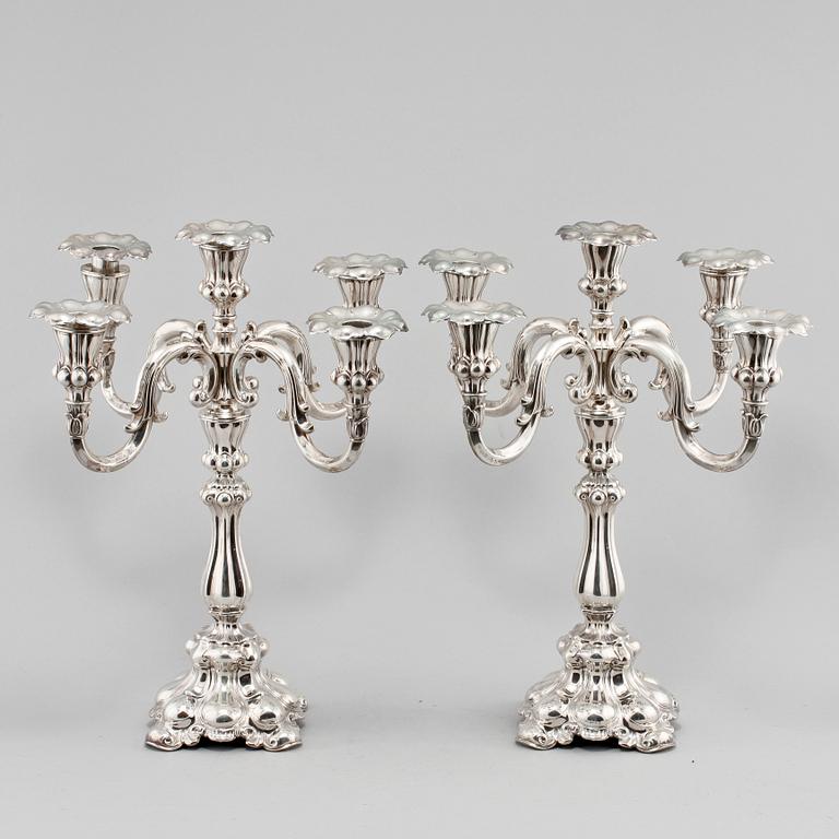 KANDELABRAR, ett par, silver, CG Hallberg, Stockholm, 1933.