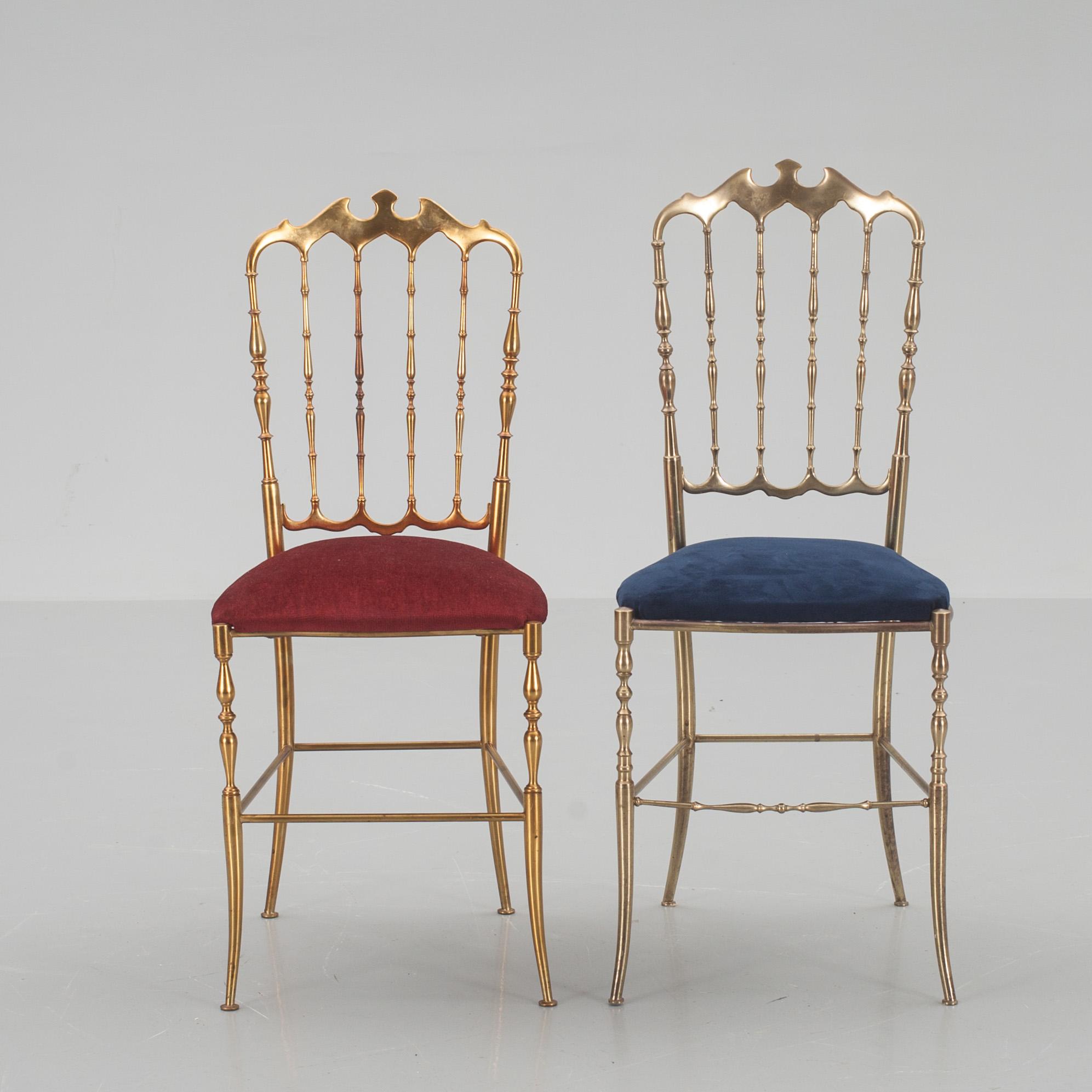 STOLAR, 2 st, troligen Chiavari, Italien, 1900-talets mitt/andra hälft.