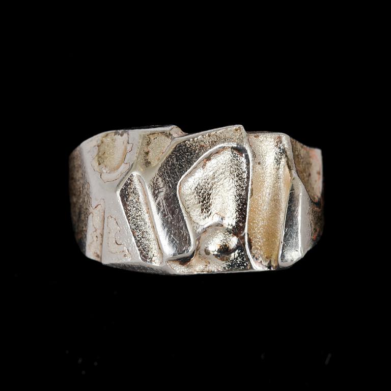 ARMBAND samt RING, silver. Björn Weckström Lapponia. Vikt 74,8 g.