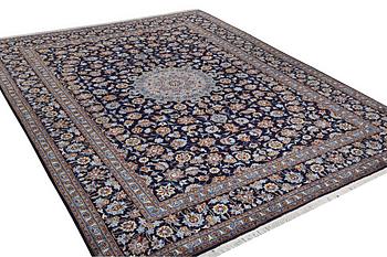 Matta, Keshan, ca. 380 x 302 cm.