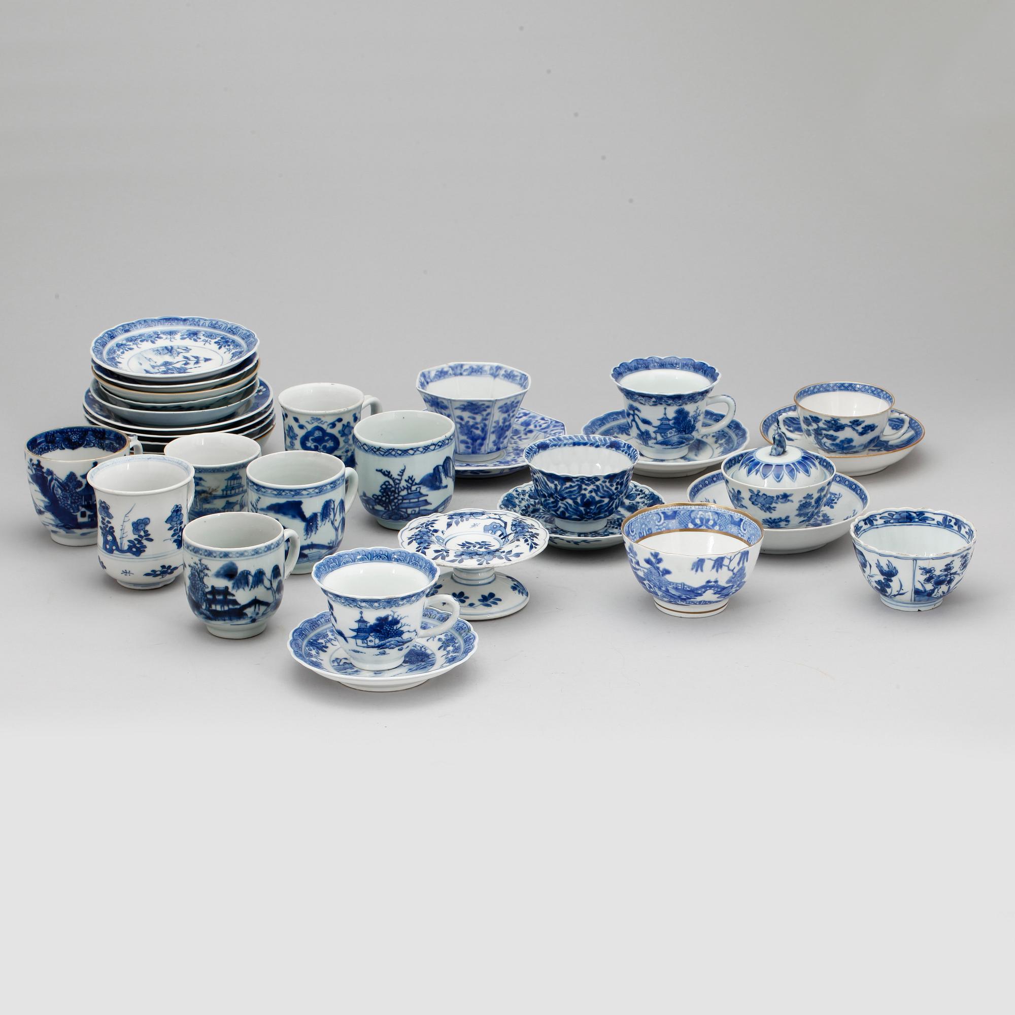 KOPPAR med FAT, 6 st, samt övriga delar, 21 st, Kina, Qing dynastin (1644-1912).