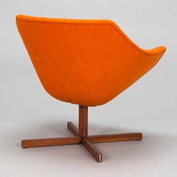 Carl Gustaf Hiort af Ornäs, A 1960's "Mandarine" easy chair for Puunveisto Oy - Wood work Ltd.