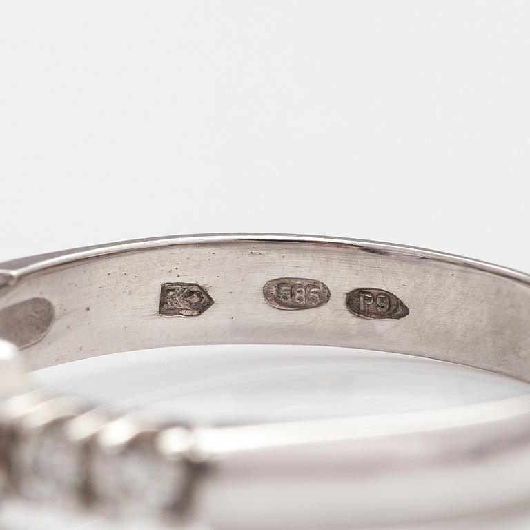 RING, 14K vitguld, rosa safir, diamanter ca. 0.10 ct tot. Finland 2016.