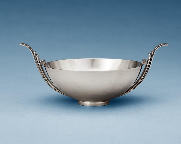 An Atelier Borgila sterling bowl, Stockholm 1937.