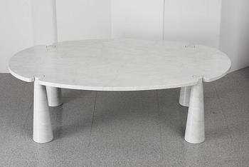 Angelo Mangiarotti, a Cararra marble "Eros" dining table for Skipper, Italy 1970-80´s.