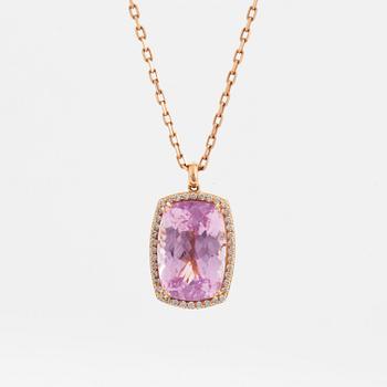 Kunzite and diamond necklace.