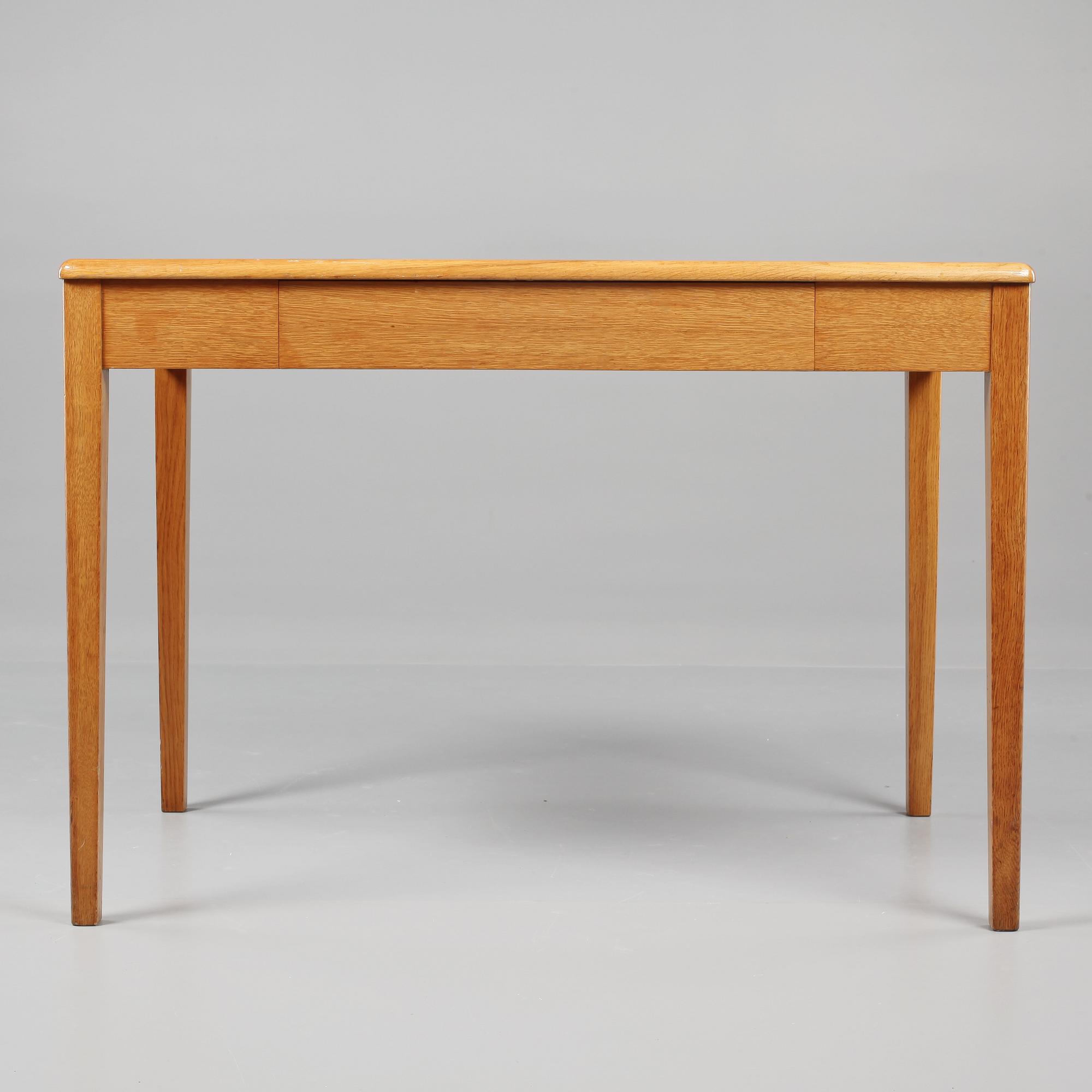 SKRIVBORD, 1940-tal.
