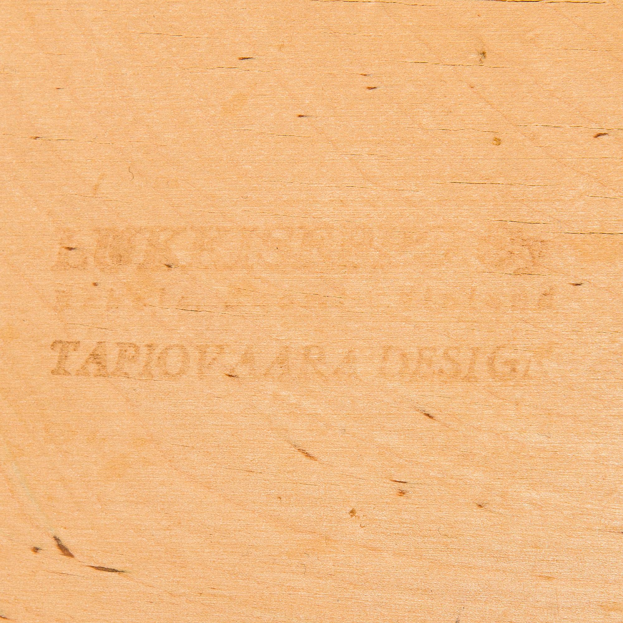 Ilmari Tapiovaara, sohva / nojatuoleja 3 kpl, valmistaja Lukkiseppo, 1900-luvun puoliväli.