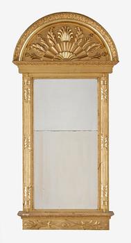 SPEGEL, Empire, signerad O Wiberg, med Stockholms hallstämpel. 1800-talets första hälft.