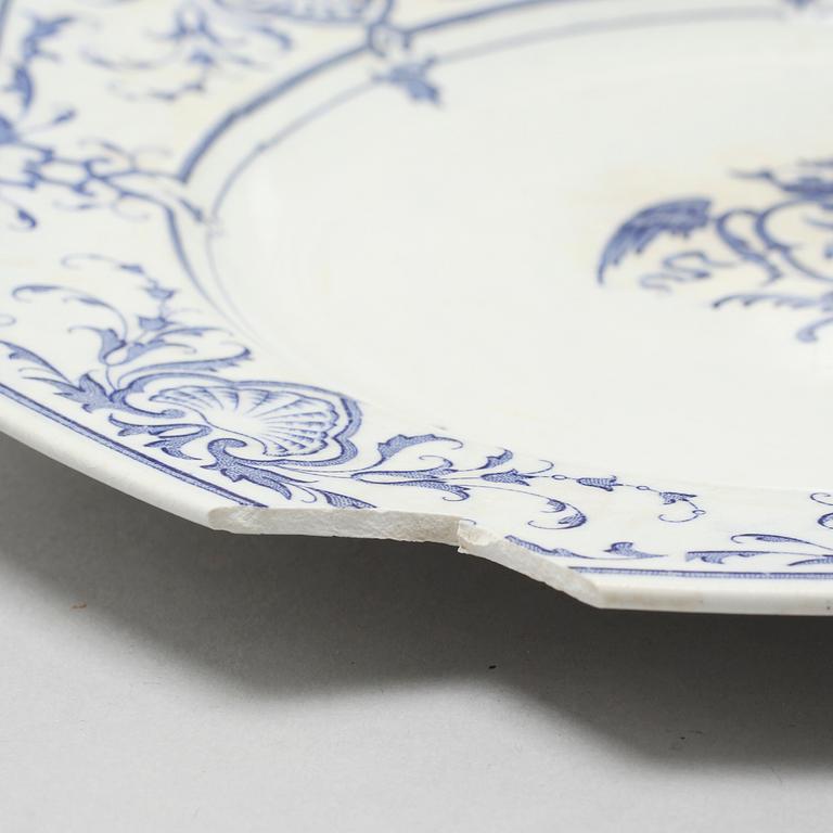An earthenware tableware set of 78 pcs, "Arona" by Rörstrand, in production 1902-1910.