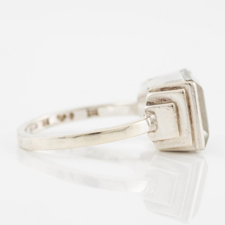 Wiwen Nilsson, ring, silver med trappslipad bergkristall, Lund 1943.